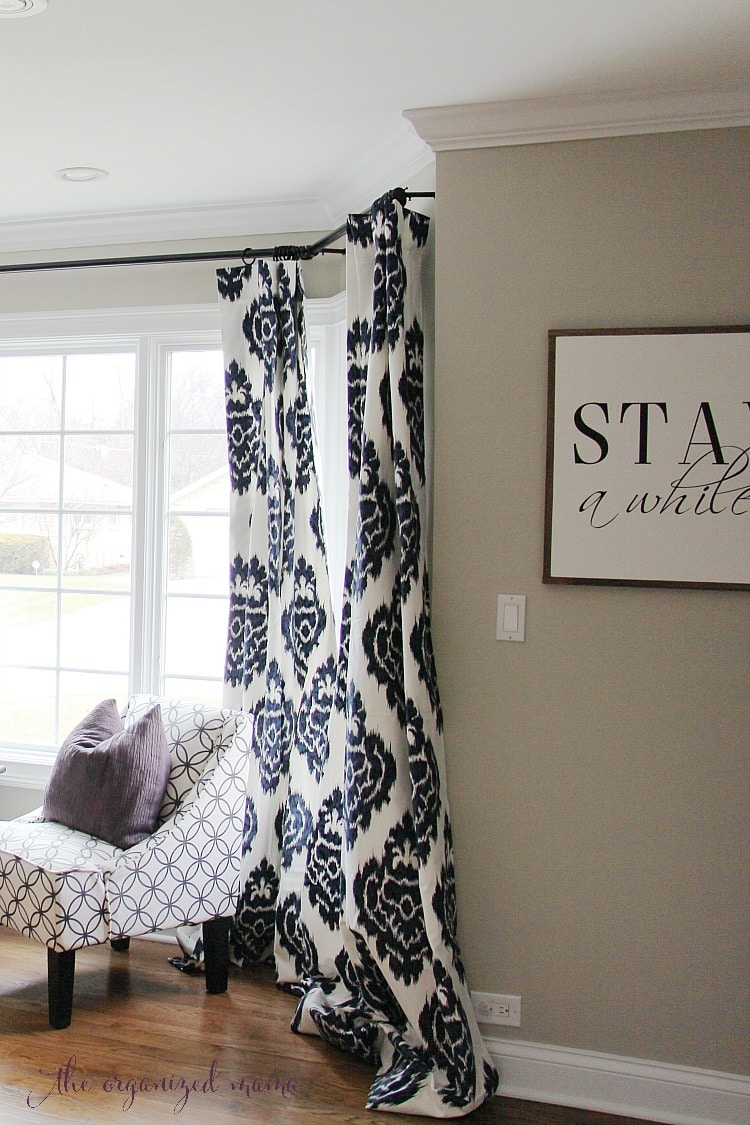 How Do You Hang Curtains in a Bay Window: Expert Tips & Tricks