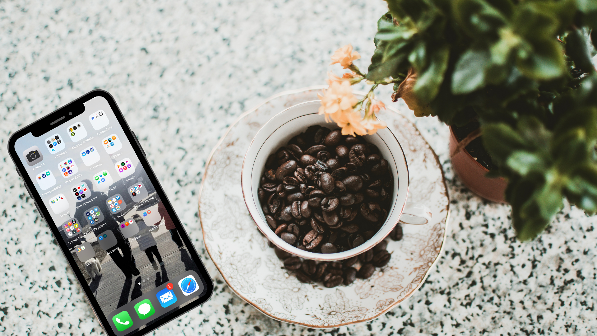 organizing iphone apps